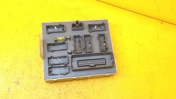 БЛОК ПРЕДОХРАНИТЕЛЕЙ FOCUS MK1 1.6B 98AG14A073CG