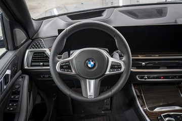 BMW X5 G05 SUV Facelifting 3.0 30d 298KM 2025 BMW X5 xDrive30d Dostępny od ręki!, zdjęcie 15