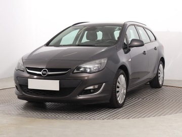 Opel Astra J Sports Tourer Facelifting 1.4 Turbo ECOTEC 120KM 2013 Opel Astra 1.4 T, Salon Polska, Serwis ASO, Klima, zdjęcie 1