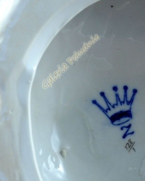 Стоячее фарфоровое зеркало - подписано