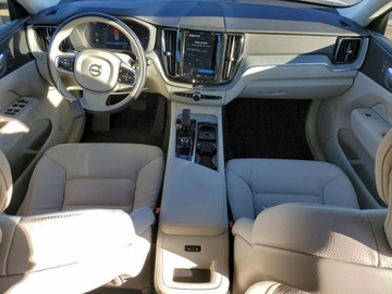 Volvo XC60 II Crossover Facelifting 2.0 B5 250KM 2025 Volvo XC 60 2025 VOLVO XC60 PLUS 2.0 Hybryda 250KM, zdjęcie 7