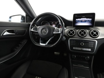 Mercedes CLA C117 Shooting Brake Facelifting 2.0 220 184KM 2018 Mercedes CLA 220 AMG Line 4Matic automat 184KM, zdjęcie 15