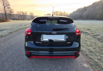 Ford Focus III Sedan Facelifting 1.0 EcoBoost 125KM 2016 Ford Focus Ford Focus 1.0 EcoBoost ST-Line Red ASS Benzyna 125KM, zdjęcie 5