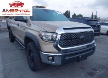 Toyota Tundra II 2018 Toyota Tundra SR5 V8 2018 5.7l 5.7 Benzyna 381KM