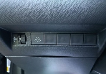 Peugeot 2008 II e-SUV Elektryczny 50kWh 136KM 2023 Peugeot 2008 E 136KM Allure Pack Salon PL ASO 1 wlasciciel Vat 23 136KM, zdjęcie 15