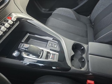 Peugeot 3008 II Crossover Facelifting  1.5 BlueHDi 130KM 2021 3008 1.5 BlueHDi Active Pack S&amp;S EAT8, zdjęcie 13