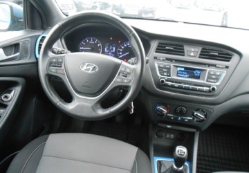 Hyundai i20 II Coupe 1.2 MPI 84KM 2016 Hyundai i20 Hyundai i20 II 1.2 Benzyna 84 KM 1.2 Benzyna 84KM, zdjęcie 9