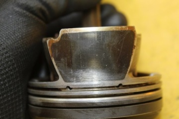 ШАТУН ПОРШНЯ 06BH A4 B6 2.0 FSI AWA