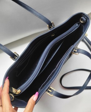 Темно-синяя сумочка Tommy Hilfiger