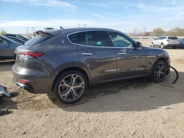 Maserati Levante 2022 Maserati Levante Base 2022 3.0l 3.0 Benzyna 345KM, zdjęcie 3