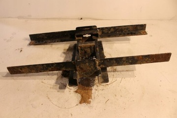 Winda Mocowanie Koła Zapasowego Mitsubishi Canter