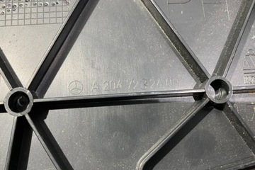 JINÉ DÍLY ZAKONČENÉ MERCEDES-BENZ GLK (X204) A2047232608 2.1L DIESEL