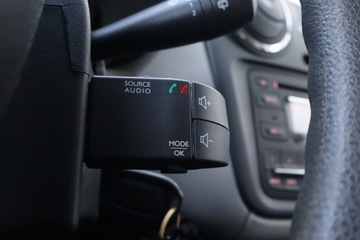 Dacia Lodgy Minivan 1.6 SCe 102KM 2016 Dacia Lodgy 1.6 SCe, Salon Polska, 7 miejsc, zdjęcie 21