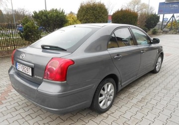 Toyota Avensis II Hatchback 1.8 VVT-i 129KM 2003 Toyota Avensis Toyota Avensis II, zdjęcie 3