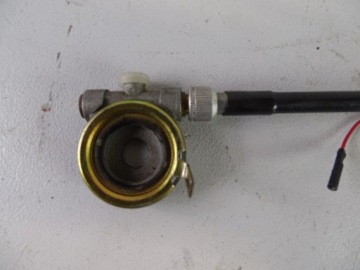 D317 Gilera Piaggio Vespa Трос спидометра с винтовым приводом