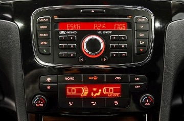 Серебряная рамка магнитолы Ford GALAXY 2006 63215
