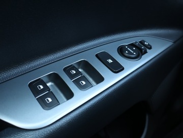 Kia Stonic Crossover 1.0 T-GDI 120KM 2020 Kia Stonic 1.0 T-GDI MHEV, Salon Polska, zdjęcie 15