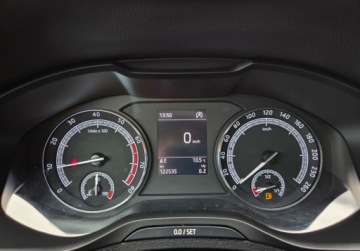 Skoda Karoq Crossover 1.0 TSI 115KM 2018 Skoda Karoq 1.0TSI 115KM 6Bieg LED Grz.Fotele Navi CarPlay PDC Oplaty Gwar, zdjęcie 31