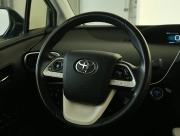 Toyota Prius IV Hatchback 1.8 Hybrid 122KM 2017 Toyota Prius 1.8 PHV, Salon Polska, 1. Właściciel, zdjęcie 12