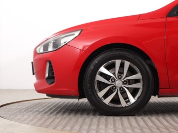 Hyundai i30 III Hatchback 1.0 T-GDI 120KM 2017 Hyundai i30 1.0 T-GDI, Klima, Tempomat, zdjęcie 14