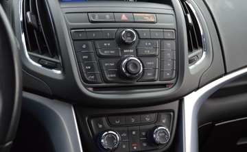 Opel Zafira C Tourer 1.6 CDTI ECOTEC 136KM 2015 Opel Zafira 1,6 CDTI 136 KM COSMO Nawigacja SUPER STAN 1.6 Diesel 136KM, zdjęcie 32