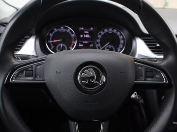 Skoda Rapid II Liftback Facelifting 1.0 TSI 110KM 2019 Skoda Rapid 1.0 TSI, Salon Polska, Serwis ASO, zdjęcie 15