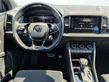 Skoda Karoq Crossover Facelifting 2.0 TDI SCR 150KM 2022 Skoda Karoq Sportline, Hak, Matrix, Kamera 360, ACC, Ambiente, Podgrzewana, zdjęcie 6