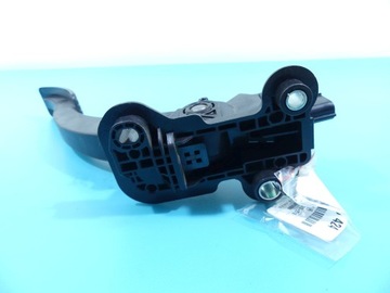 POTENCJOMETR GAZU PEDAŁ MITSUBISHI ASX 1600A102