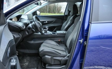 Peugeot 3008 II Crossover 1.2 PureTech 130KM 2017 Peugeot 3008 Bezwypadkowy 1.2 Benzyna 130KM, zdjęcie 6