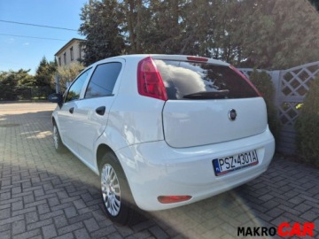 Fiat Punto Punto 2012 Hatchback 5d 1.2 69KM 2018 Fiat Punto 2012 Sprawdz nasza oferte 1.2 Benzyna 69KM, zdjęcie 1