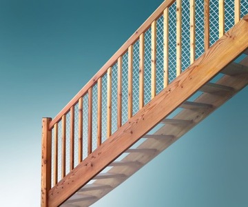 Прочная сетка для крепления груза в полуприцепе-контейнере 3,5 х 5 м.