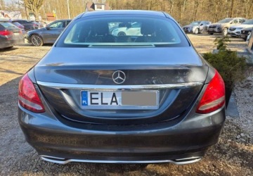 Mercedes Klasa C W205 Limuzyna 180 156KM 2016 Mercedes-Benz Klasa C Mercedes-Benz Klasa C 1.6 Benzyna 156KM, zdjęcie 8