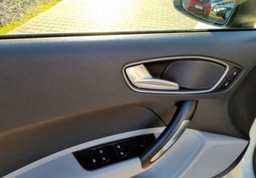 Audi A1 I 2012 Audi A1 Sportback 1,2 TFSI 90KM 5-drzwi Serwis 1.2 Benzyna 90KM, zdjęcie 18