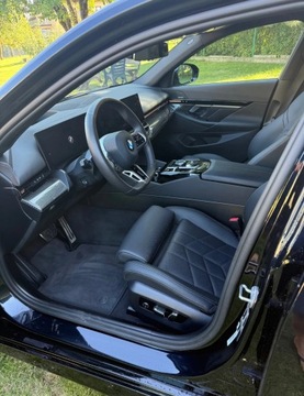 BMW Seria 5 G30-G31 Touring Facelifting 2.0 520d 190KM 2024 BMW Seria 5 520d Touring, zdjęcie 3