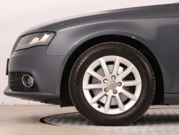 Audi A4 B8 Avant 2.0 TFSI 180KM 2009 Audi A4 2.0 TFSI, Automat, Navi, Klima, zdjęcie 14