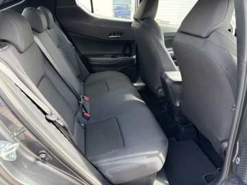 Toyota C-HR I Crossover Facelifting 1.8 Hybrid 122KM 2023 Toyota C-HR 1.8 Hybrid GPF Comfort 1.8 Hybrid GPF, zdjęcie 7