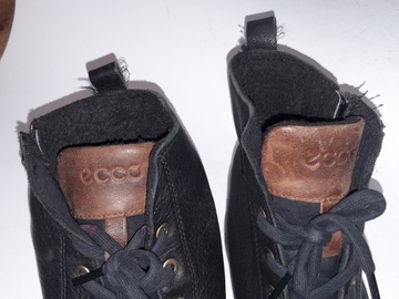 ECCO Размер 38-24,5 СМ, КОЖА