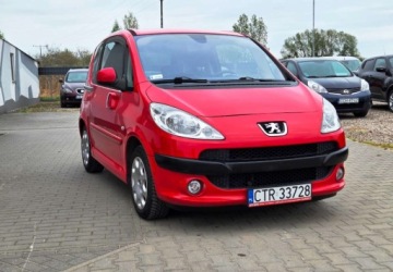 Peugeot 1007 1.4 i 75KM 2009 Peugeot 1007 1,4 Ben-Gaz 1.4 BenzynaLPG 74KM, zdjęcie 1