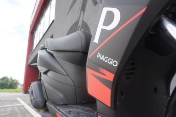 Наклейки Piaggio Typhoon 50 18+, шпон ВАШ ЦВЕТ