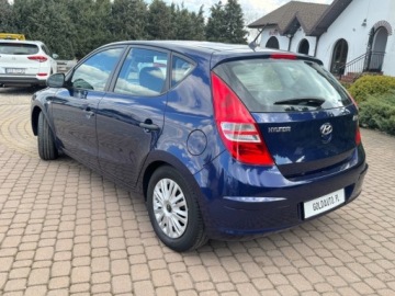 Hyundai i30 I Hatchback 1.4 109KM 2008 Hyundai i30 1.4 109KM Klima Tablet Kamera cofania GPS Sprawdz 1.4, zdjęcie 21
