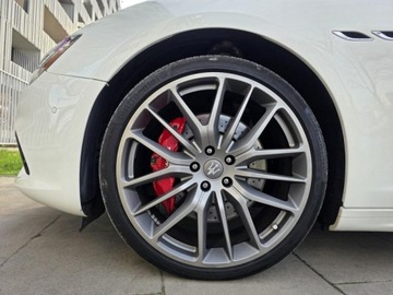 Maserati Ghibli III Sedan 3.0 V6 410KM 2018 MASERATI GHIBLI S V6 3,0l benzyna Twin Turbo 410KM Przebieg: 33,947km, zdjęcie 38