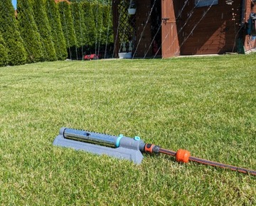 ZRASZACZ OSCYLACYJNY WAHADŁOWY ALUMINIUM 220 m² 4 tryby regulacji zraszania