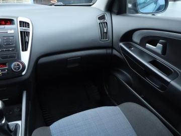 Kia Ceed I 2009 Kia Ceed 1.6 CVVT, Salon Polska, 1. Właściciel, zdjęcie 7