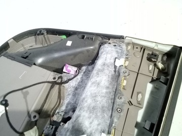 VW Passat B6 обивка правой передней панели Latte EU