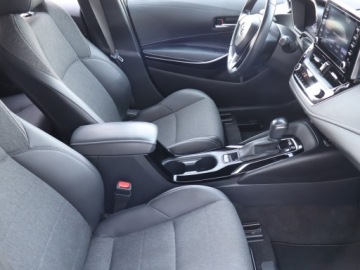 Toyota Corolla XII TS Kombi 1.8 Hybrid 122KM 2021 Toyota Corolla 1.8 Hybrid, Salon Polska, zdjęcie 8