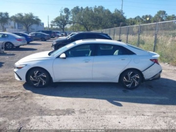 Hyundai Elantra VII 2024 Hyundai Elantra Sel 2024 2.0l 2.0 Benzyna 147KM, zdjęcie 2