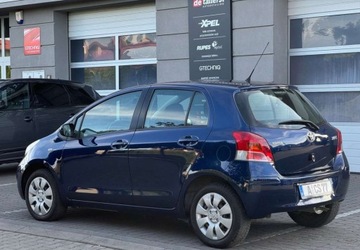 Toyota Yaris II Hatchback 5d 1.0 VVT-i 69KM 2009 Toyota Yaris Toyota Yaris 1.0 VVT-i Cool Edition, zdjęcie 3