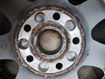 KOLA PNEUMATIKY LETNÍ RÁFKY HLINÍK 15 AUDI A4 B5 5X112 8E0601025 7J ET39