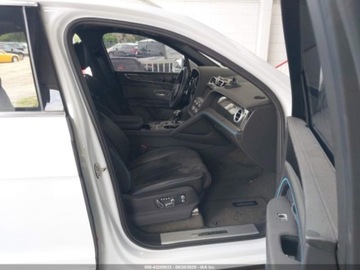 Bentley Bentayga 2022 Bentley Bentayga V8 2022 4.0l 4.0 Benzyna 542KM, zdjęcie 9