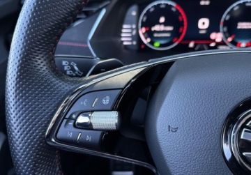 Skoda Octavia IV RS Kombi 2.0 TDI SCR 200KM 2021 Skoda Octavia 2.0TDI RS 200KM DSG Navi 4Podgrzew.Fot. LED Matrix HeadUp Al, zdjęcie 17